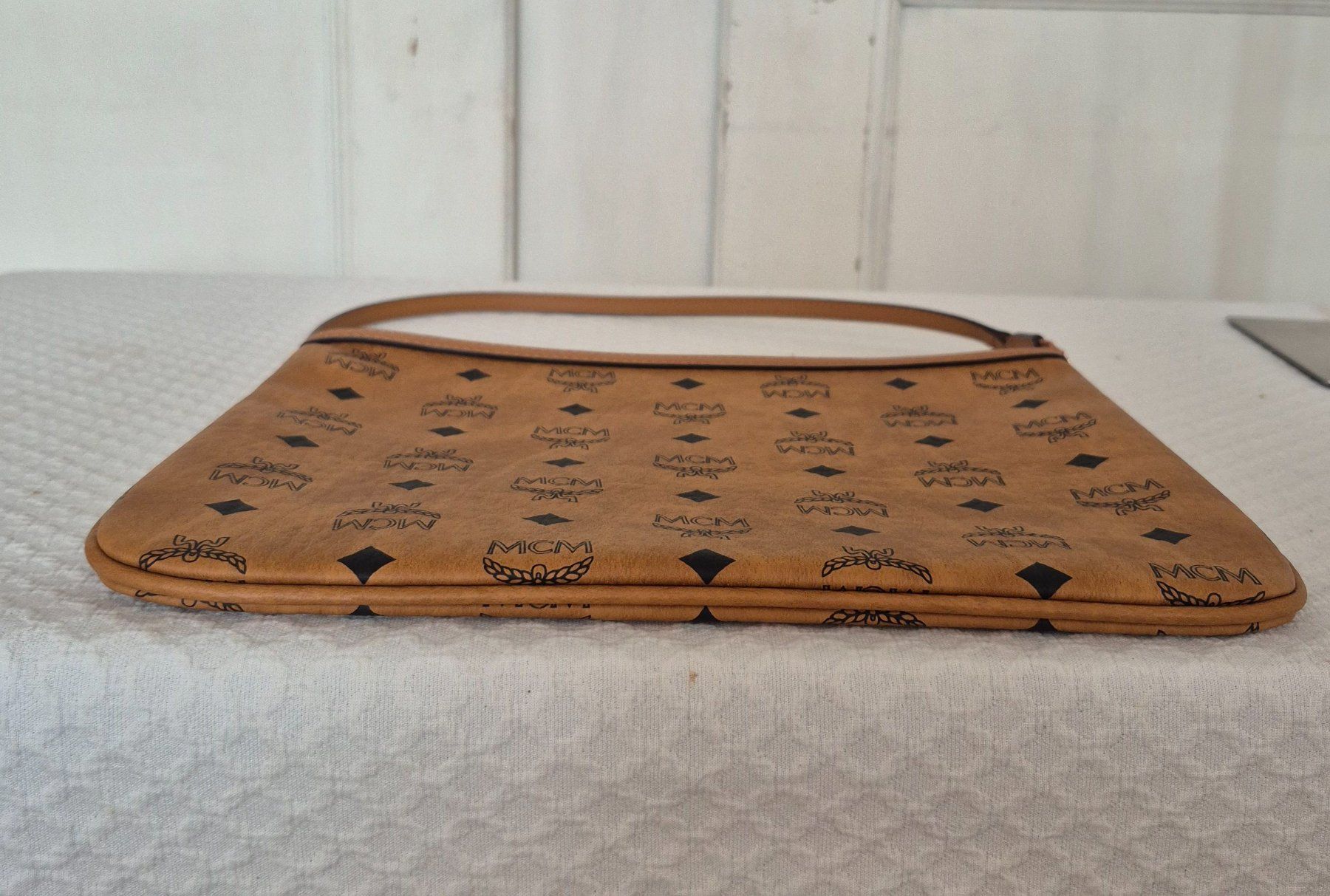 Mcm Taschen für Damen: Neue MCM Clutch – Neu (gemäss Beschreibung) aus Dottikon von Pega7 5