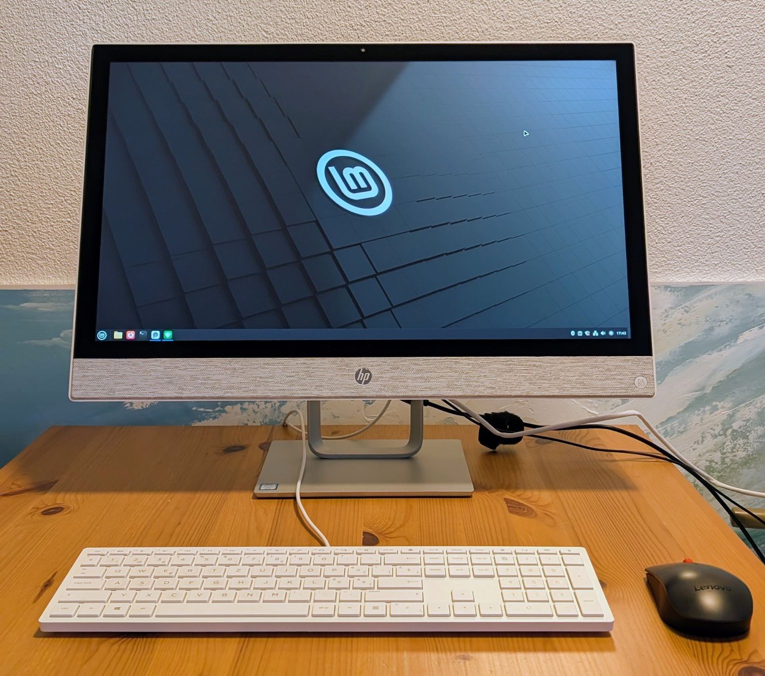 PC HP All in One, 24 Zoll, Linux Mint (Gebraucht) in Kerns für CHF 100 ...