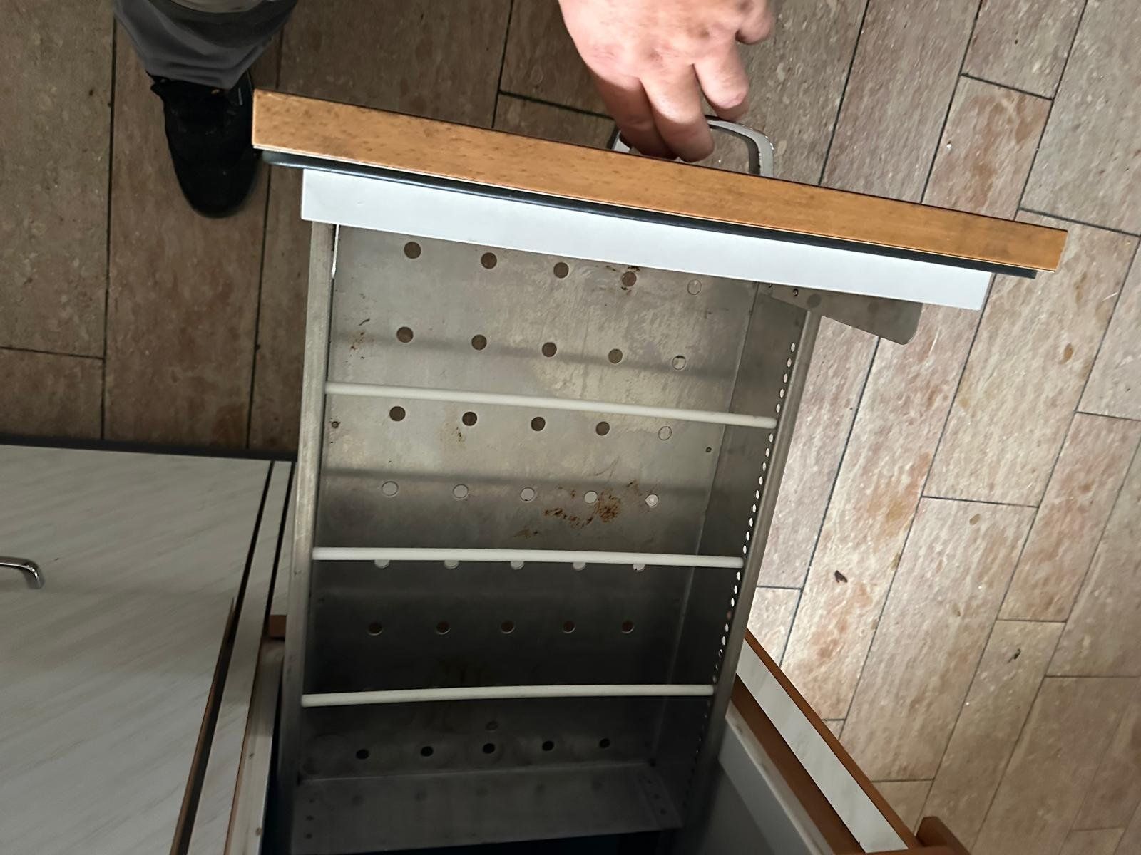 Frigoriferi: Barkühltisch Getränkekühlschrank – Usato da Spreitenbach venduto da Space_X 4