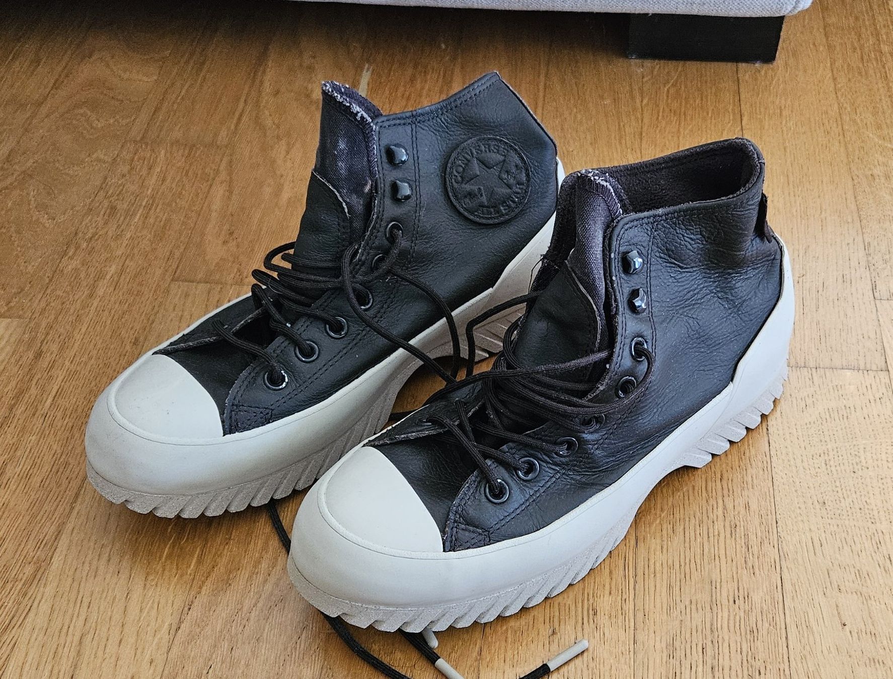 Converse Scarpe da uomo: CONVERSE All Star – Usato da Bex venduto da Villy_Wolf