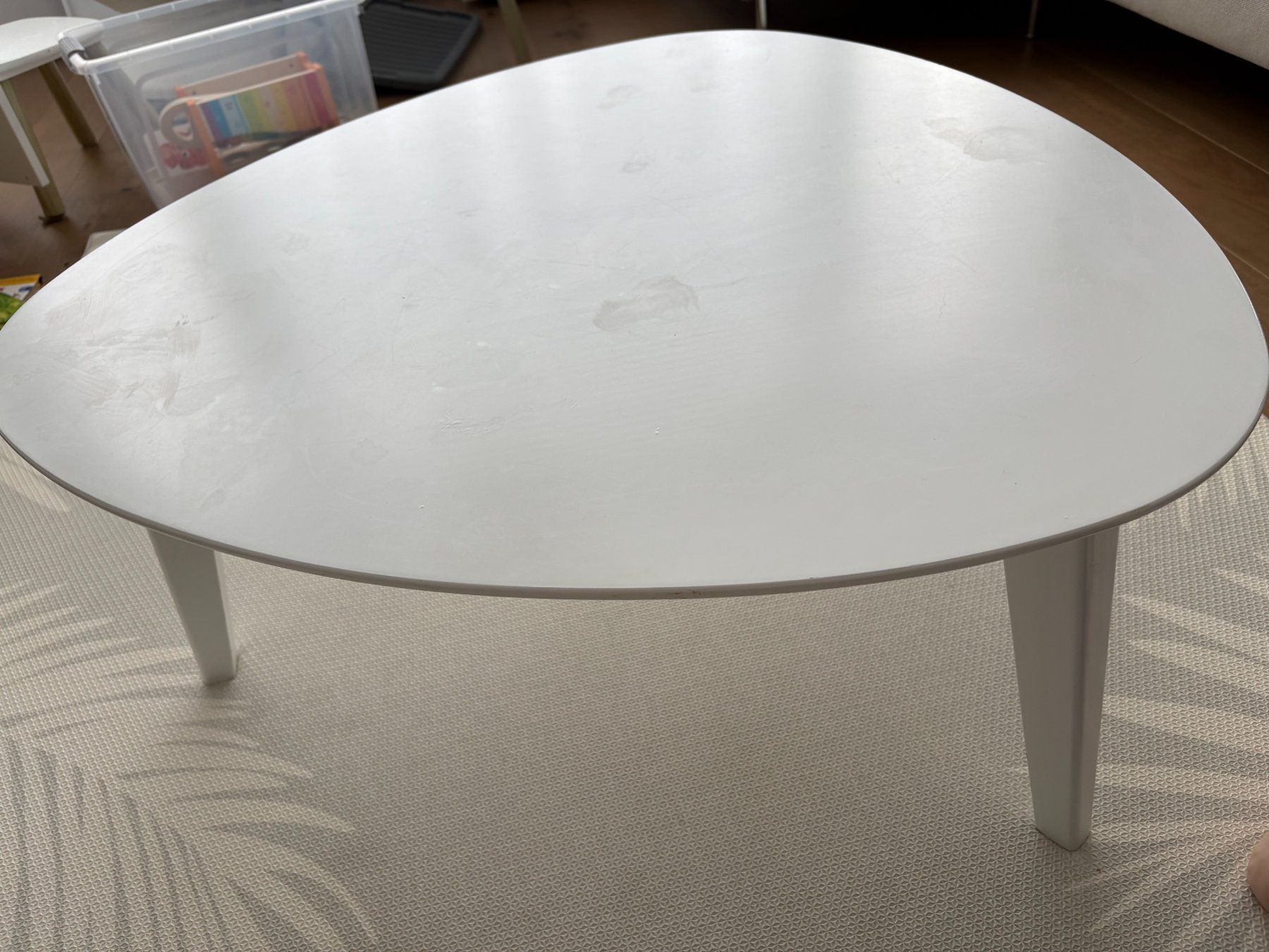 Tavoli: Couchtisch / Beistelltisch weiss, Skandi-Design – Usato da Fislisbach venduto da Nelehmu 1