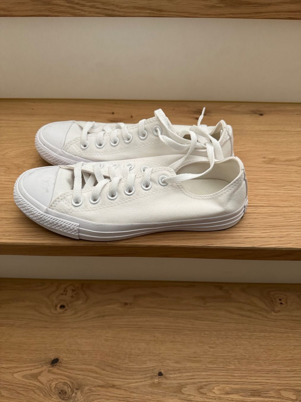Converse Damenschuhe: Sneaker converse weiss – Neu (gemäss Beschreibung) aus Thun von kth_ng29