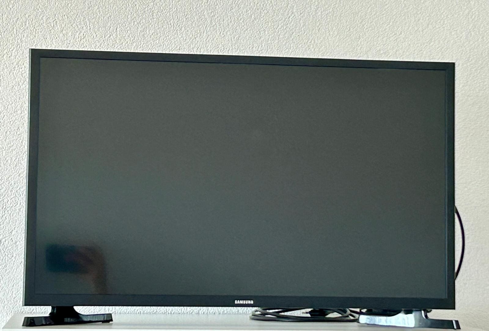 Samsung Fernseher: SAMSUNG TV N4000 – Gebraucht aus Zürich von chi_mf67