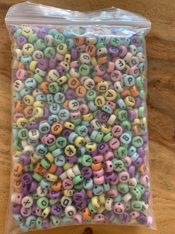 1000 Bunte Buchstaben-Perlen – 7mm, Mit Loch Zum Auffädeln, DIY Schmuck