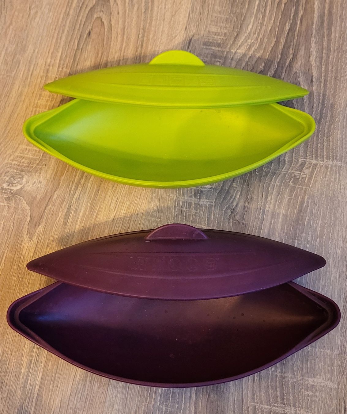 Tupperware Contenitori & Simili: égouttoir Tuperware + 2 récipients silicone pour micro-onde – Usato da Plagne venduto da pnz75 4