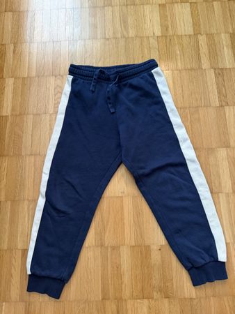 H&M Jogginghose Gr. 110 Blau mit weissen Streifen top!