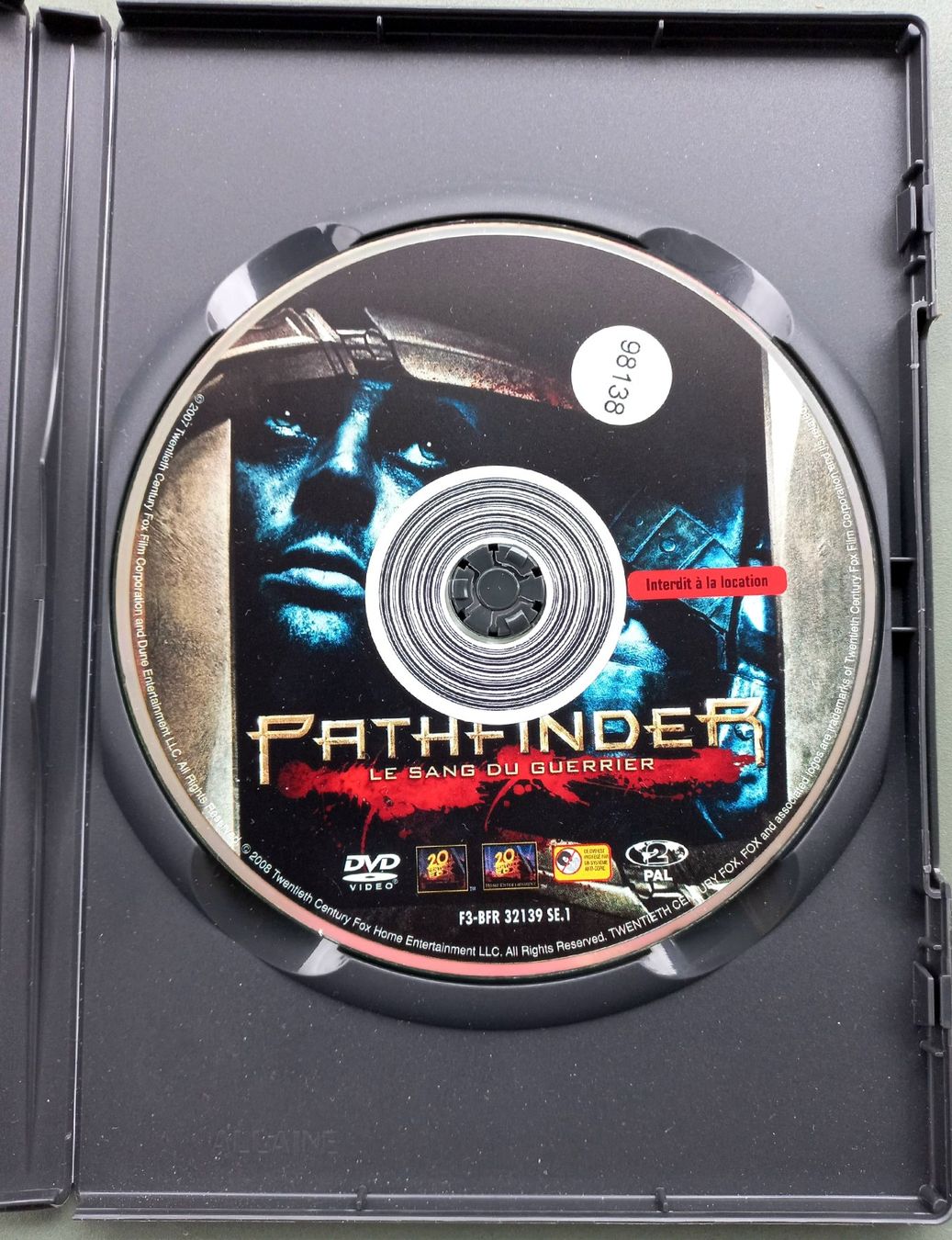 Tutti i DVDs: DVD F/E - Pathfinder - Le sang du guerrier – Usato da Niederuzwil venduto da lubimaja 1