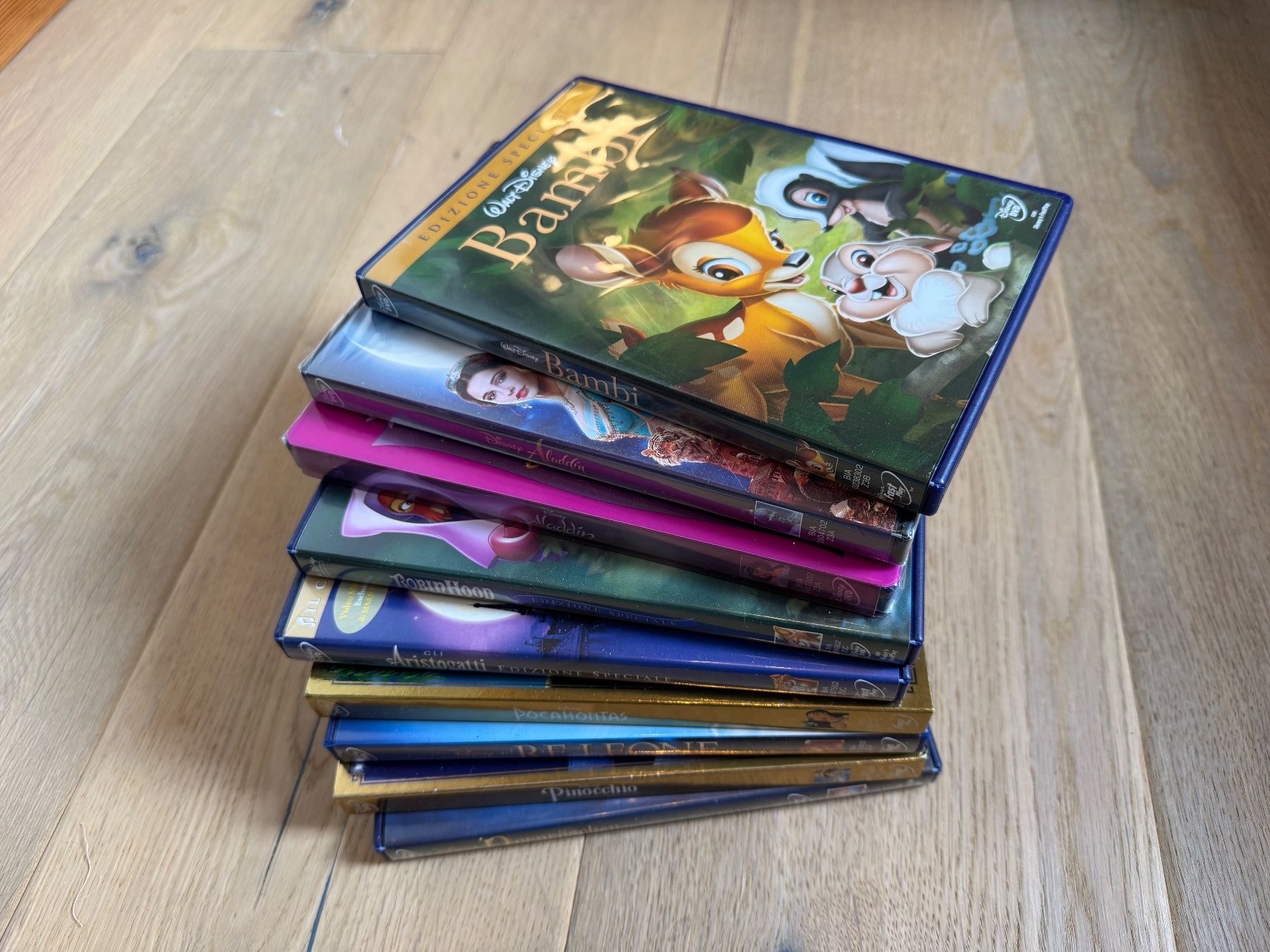 Tutti i DVDs: 8 DVD Italienisch – Nuovo (secondo la descrizione) da Flawil venduto da hallyi