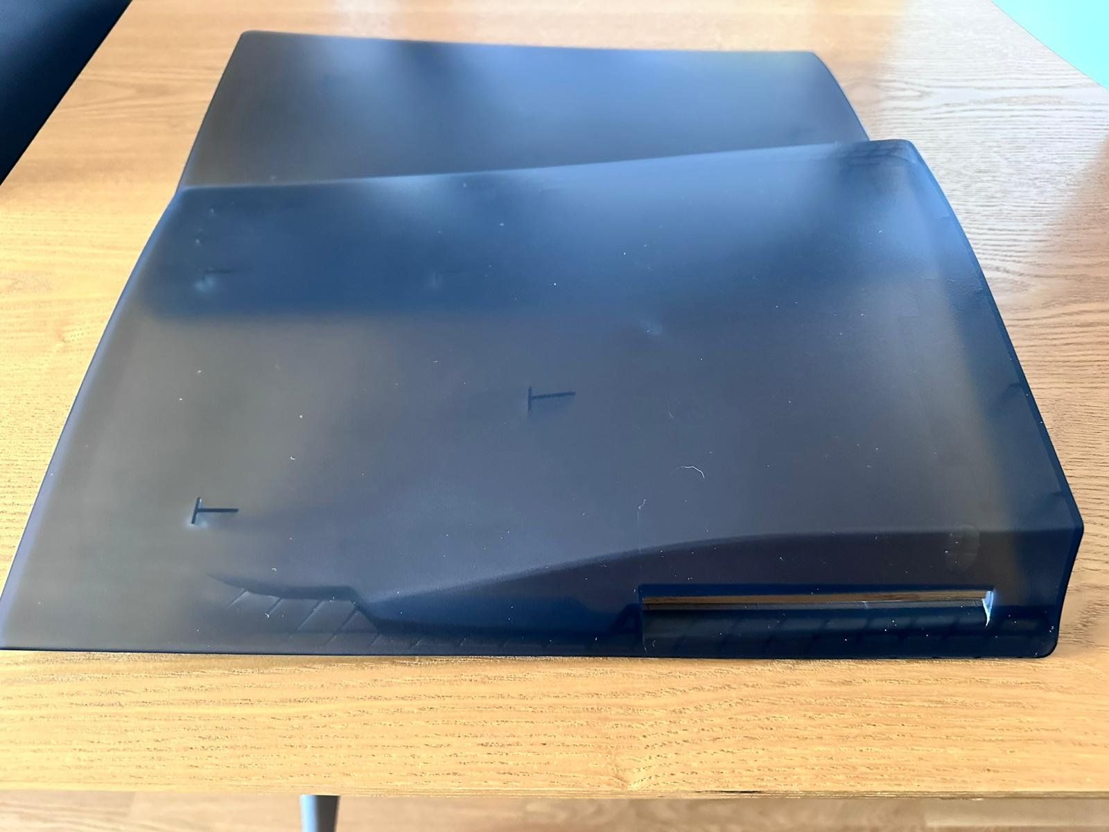Custodie protettive: Playstation 5 cover black – Usato da Bussigny venduto da almee14