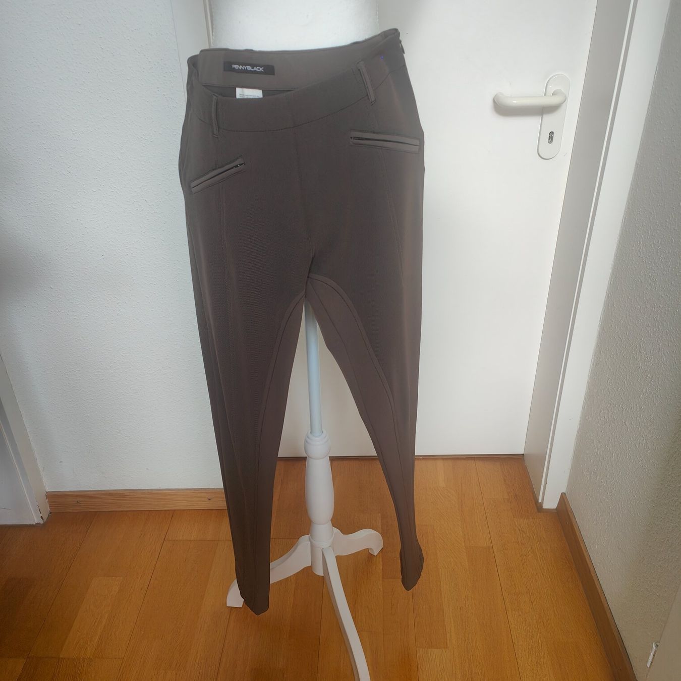 Completi & Tailleur: Hosen Anzug – Usato da Zürich venduto da Mumpfi9 3