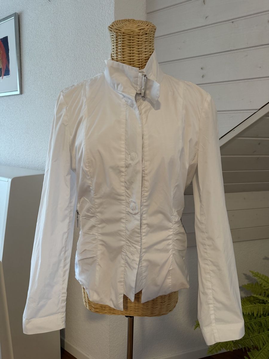 Airfield Giacche: Blusenjacke von Airfield – Usato da Widnau venduto da Sheleila 1