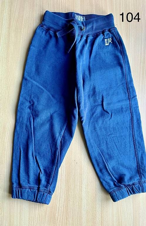 Pantaloni: Trainer / Jogging Hosen 116 & 128 – Usato da Fehren venduto da Flugzeug1177 3