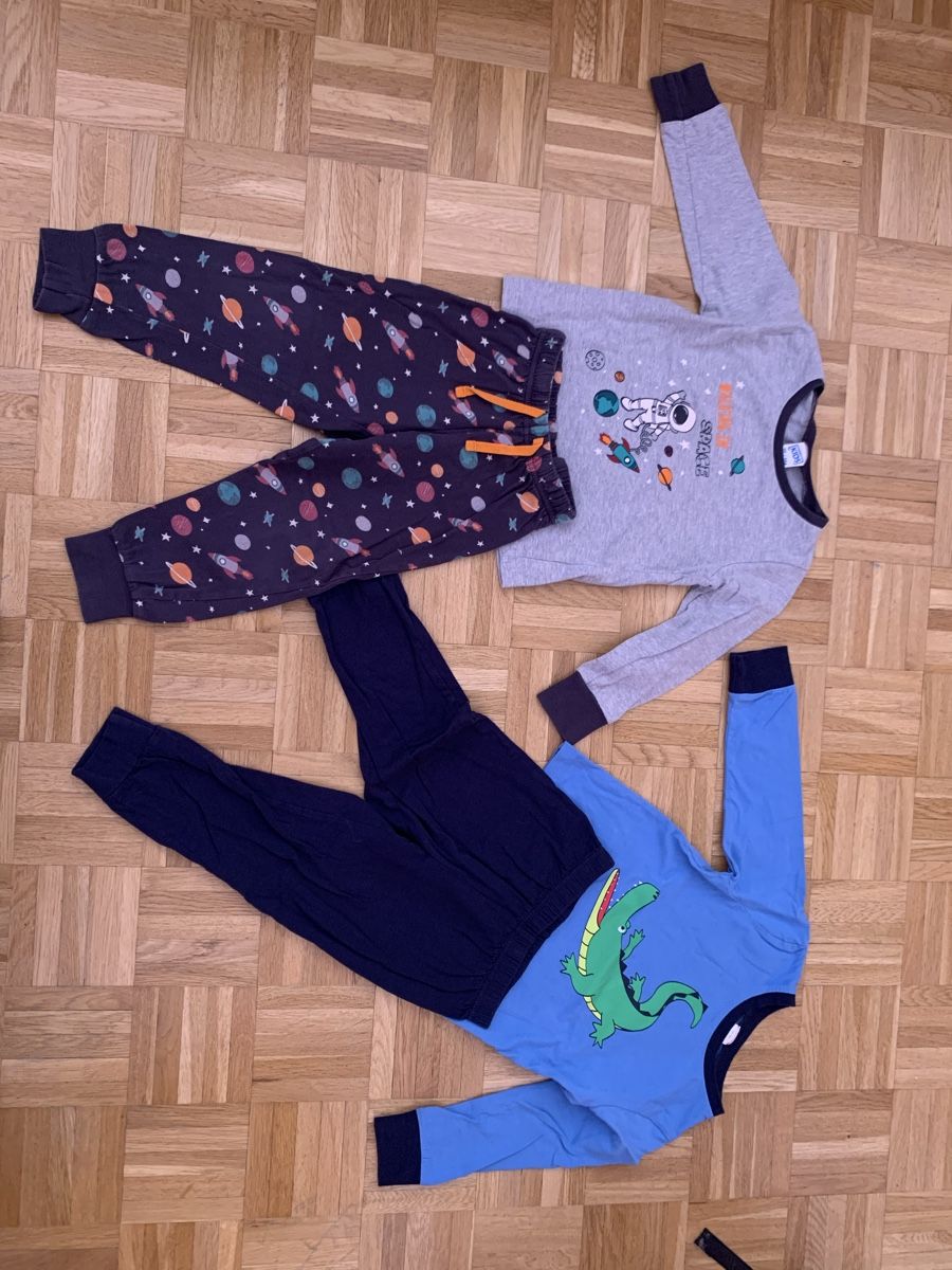 Pyjamas: Pigiami 98/104 – D'occasion à Airolo par Truzz 1