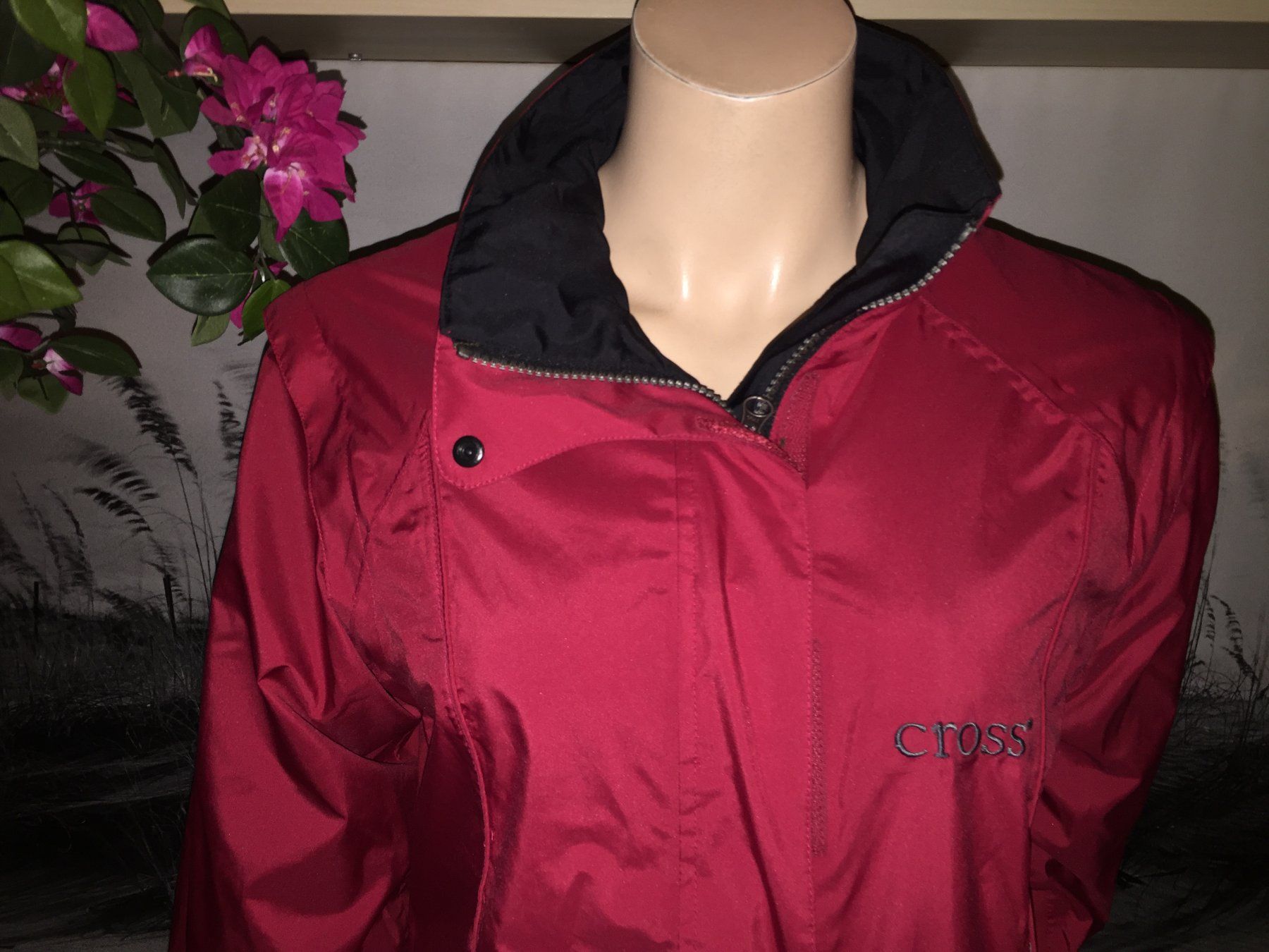 Giacche: Veste / Jacke CROSS    Taille / Grosse 36 – Usato da Cossonay-ville venduto da Super-Price-Quality 1