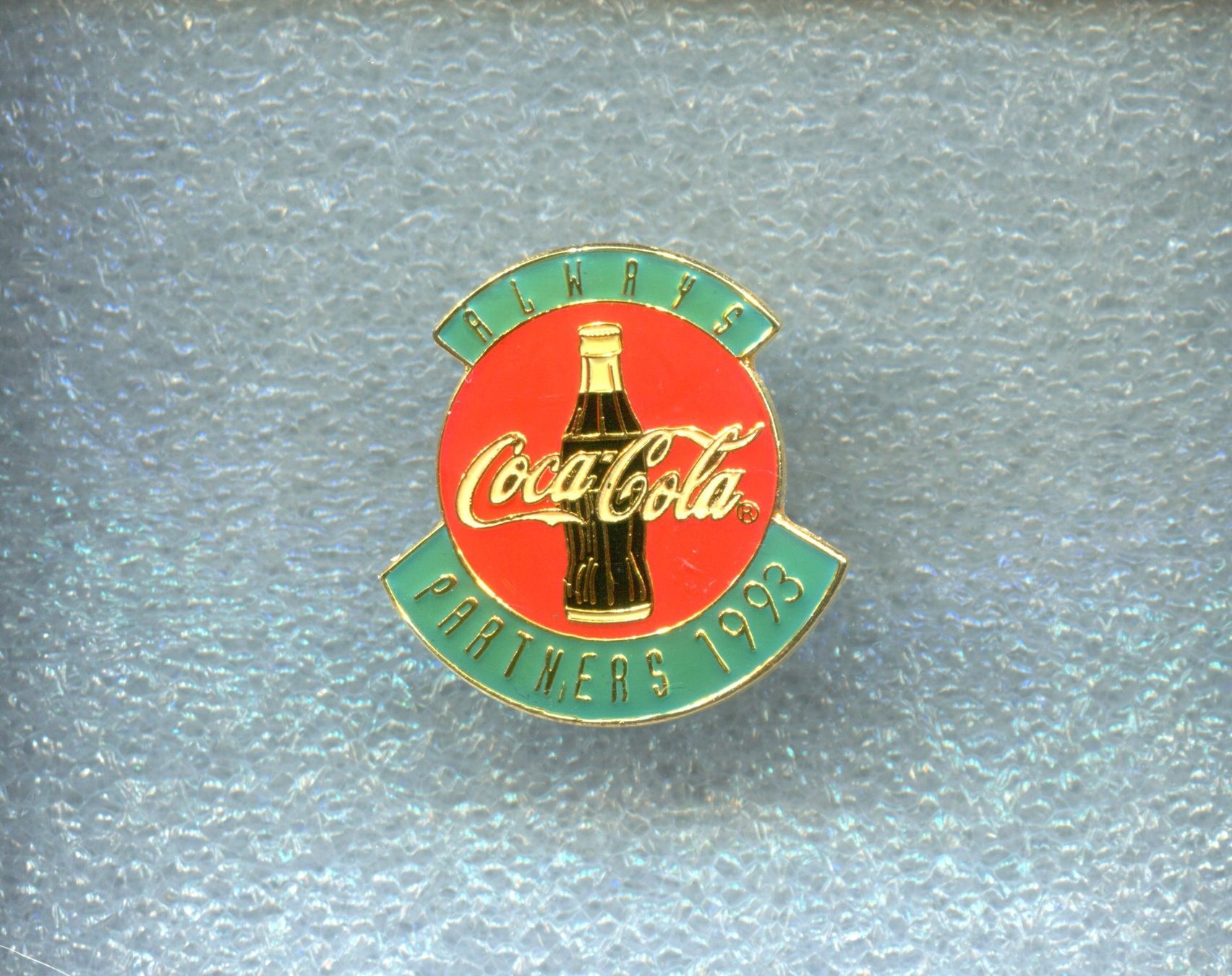 Coca-Cola Placchette & Badge: Coca Cola  ALWAYS  PARTNERS  1993 – Usato da Winterthur venduto da Sammleroase