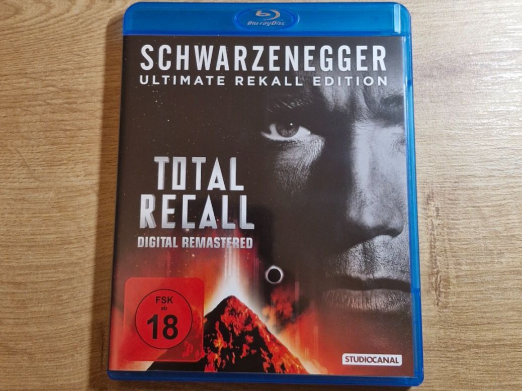 Tous les DVDs: Total Recall (1990) Bluray – D'occasion à Pfungen par Whitie 2
