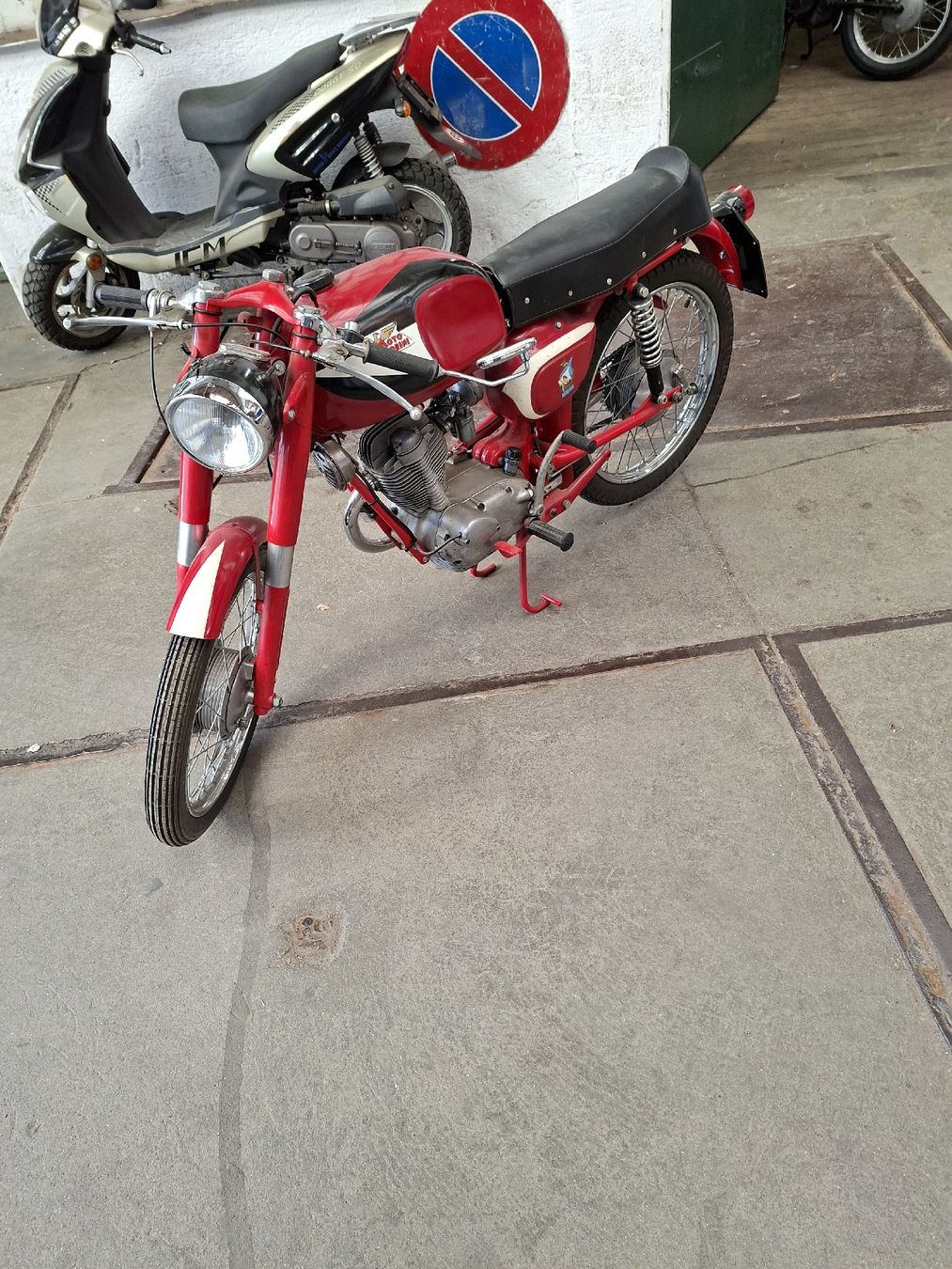 Strada: Moto Morini 126ccm – Usato da Herisau venduto da vw1972 1