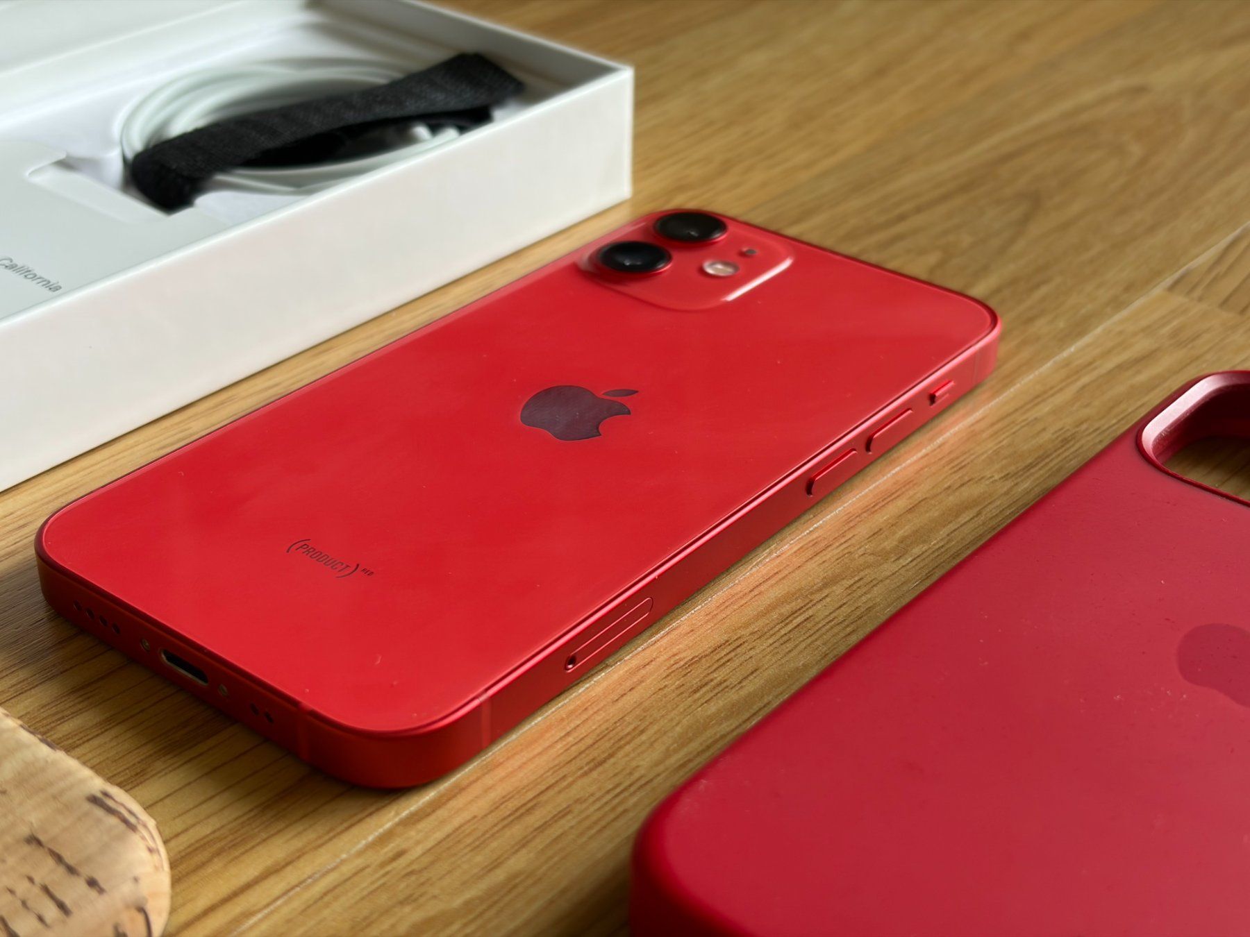 Apple Telefoni cellulari / Smartphones: Apple iPhone 12 mini 64 GB (PRODUCT)RED – Usato da Zürich venduto da greg_richrd 4