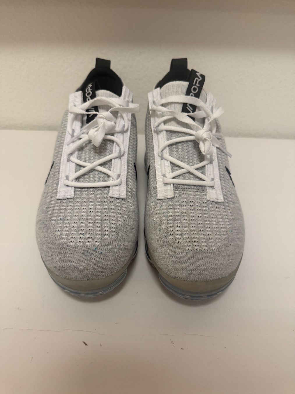 Nike Scarpe da uomo: Nike Vapormax 2021FK Eu 42 – Nuovo e nell'imballaggio originale da Luzern venduto da blumentopf783 1