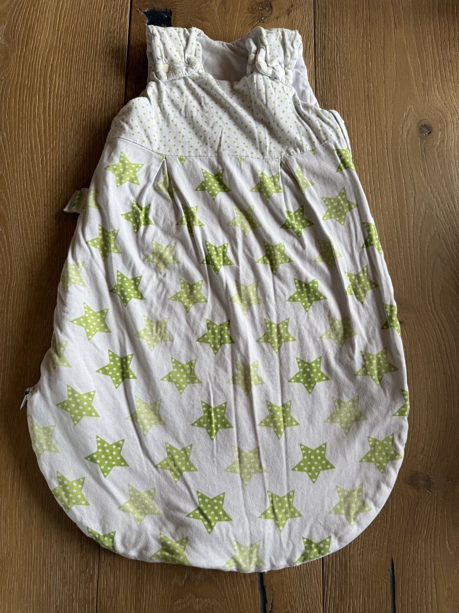 Sacs de couchage: Babynest Schlafsack Stern Grösse 70 – D'occasion à Pragg-Jenaz par gobrist