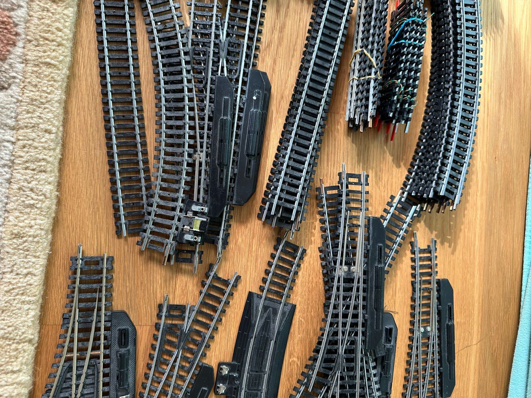 Modellini di ferrovie: Sammlung Schienen / Gleis – Usato da Burgdorf venduto da Apfel62 5
