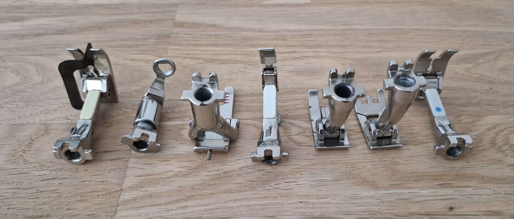 Bernina Macchine da cucire: Bernina Nähfüsse 7 Stück – Usato da Rothenburg venduto da Rofivo 2