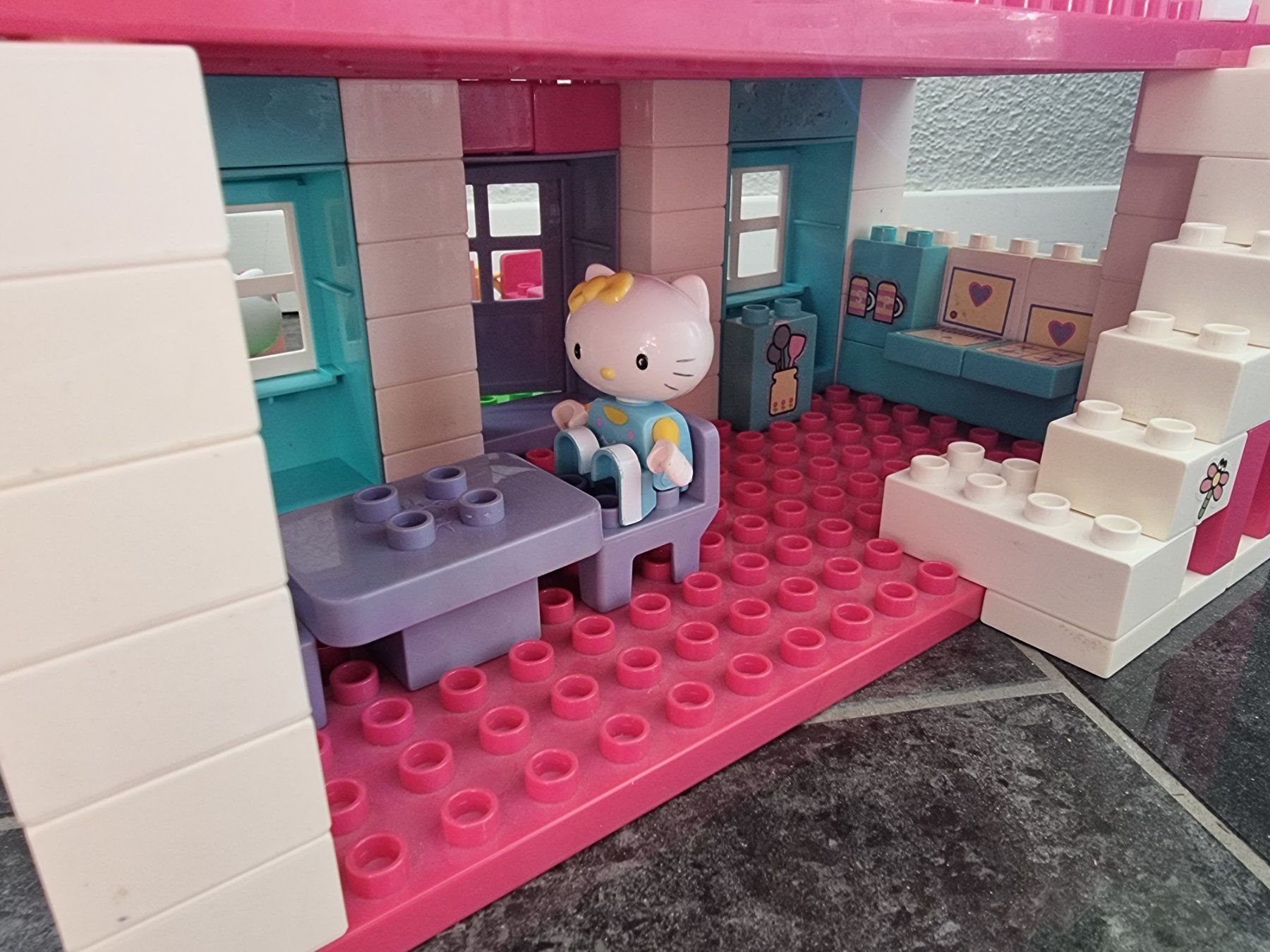 Duplo Spielzeuge: Duplo Hello Kitty Haus / Villa – Gebraucht aus Untersiggenthal von  4