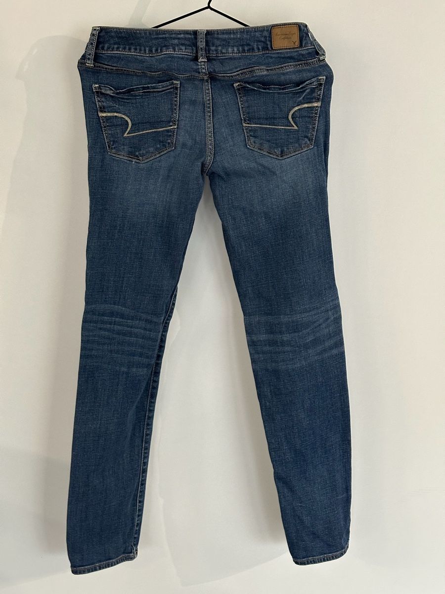 Jeans: American Eagle Superstretch Jeans Destroyed Look Gr. 36 – Usato da Sempach venduto da GFASHION 1