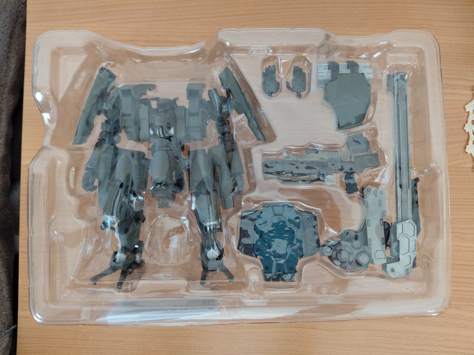Statuette: LEFT ALIVE : VOLK - Wander Arts - Action Figure – Nuovo e nell'imballaggio originale da Denges venduto da old-school-89 5