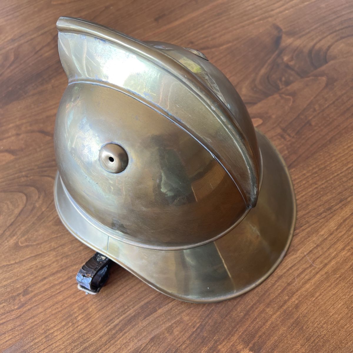 Vêtements anciens: Feuerwehrhelm aus Messing – D'occasion à Wil SG par dahuersc 1