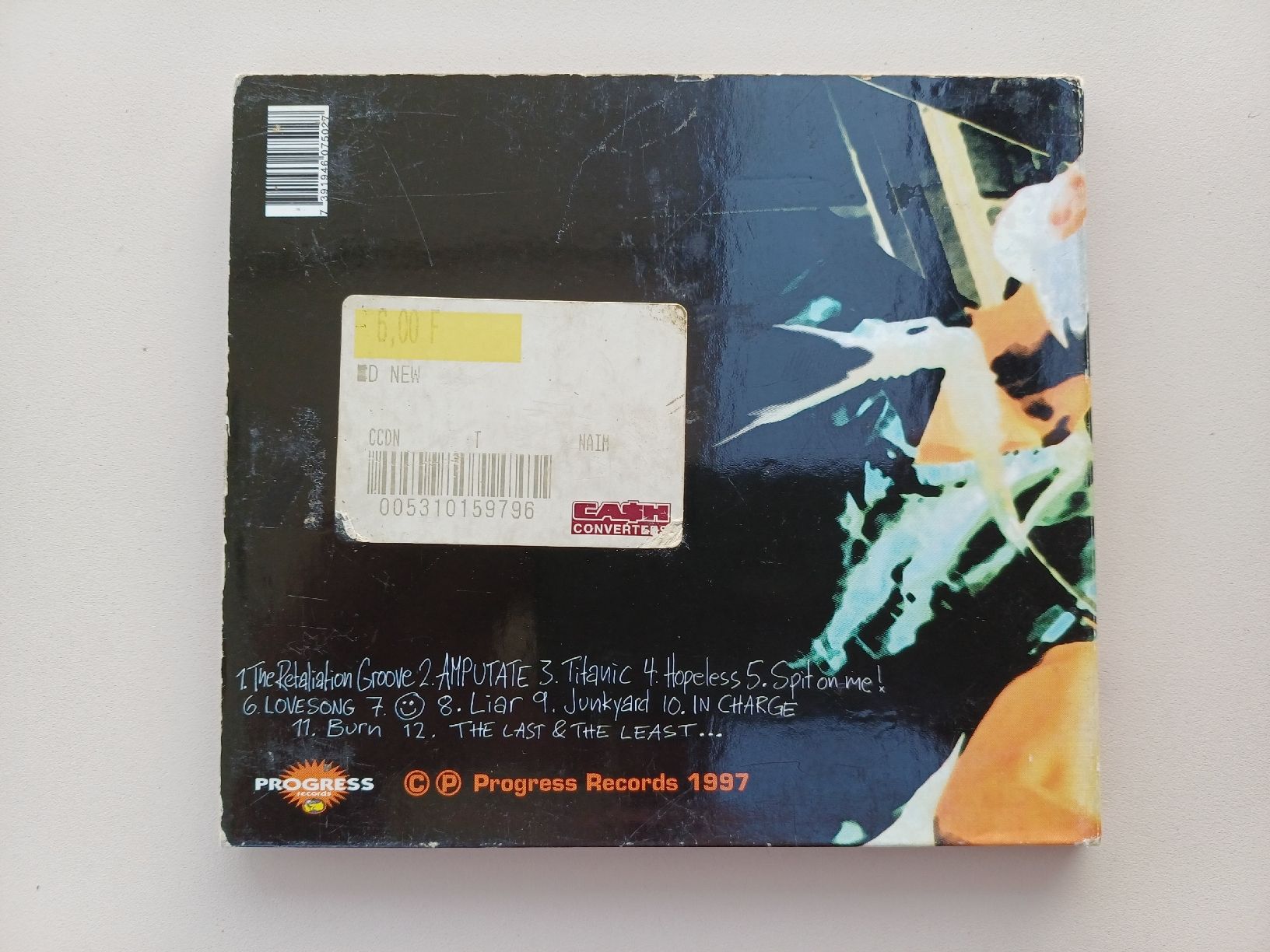 CDs: Funny Farm "Amputate" CD digipak – Gebraucht aus Begnins von Drastic-Sound 1