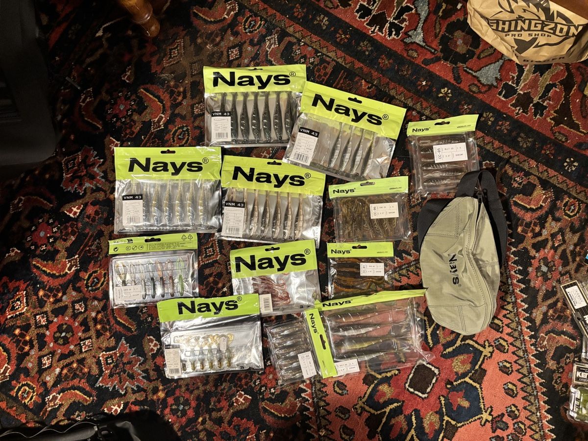 Esche: Nays Gummifische, creaturebaits, tasche – Usato da Nidau venduto da kingmigae 1