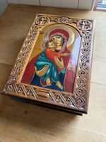 Ikon Madonna mit Kind geschnitzt Holz bemalt