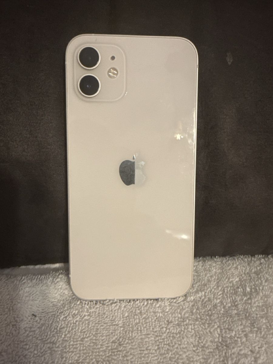 Apple Handys / Smartphones: 📱 iPhone 12 – Weiß – Gebraucht aus Flawil von alexi85