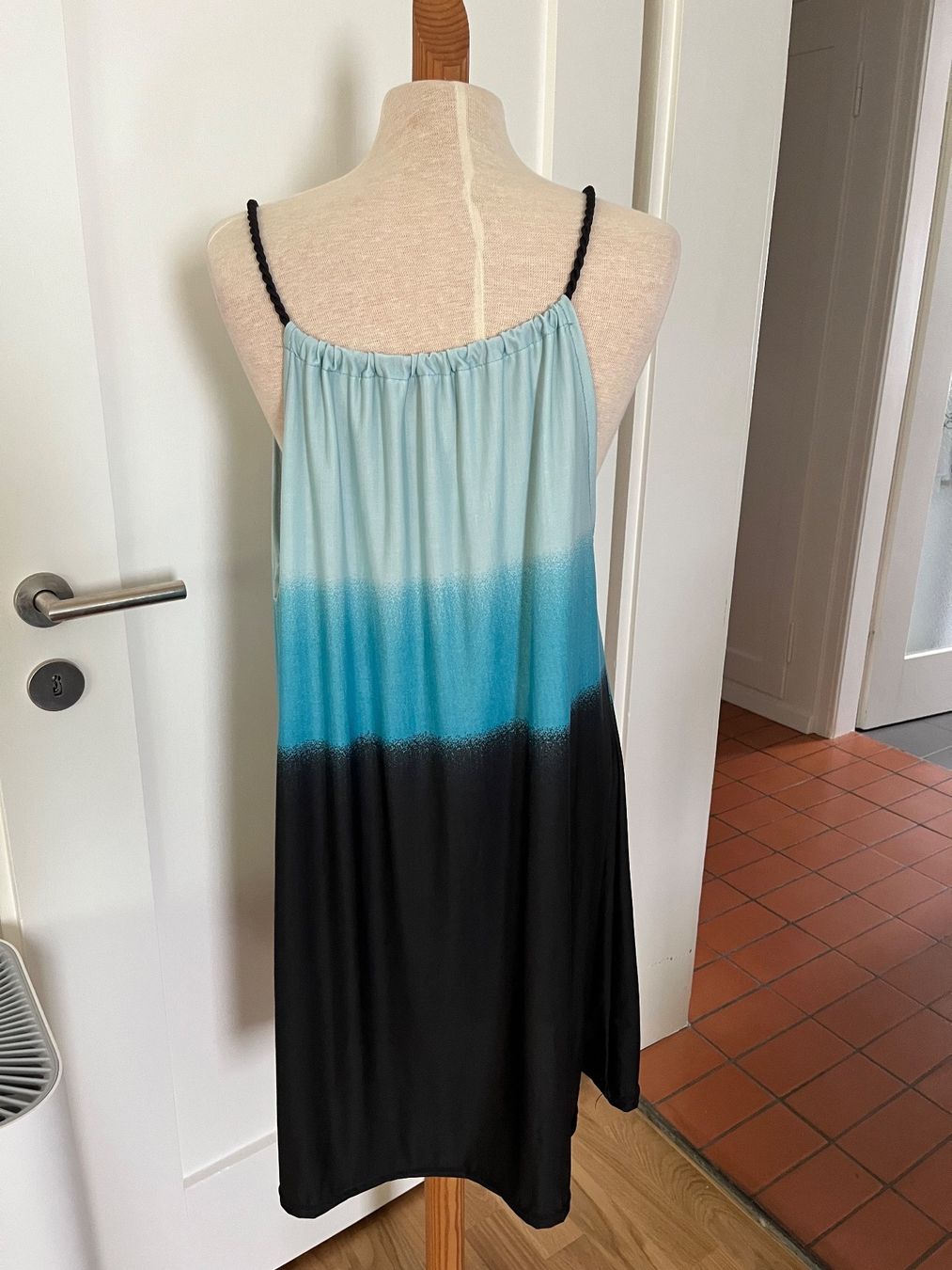 Kleider: Strandkleid von Thailand Grösse S – Gebraucht aus Zürich von Mrstm4 1