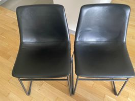 Chaises Noirs