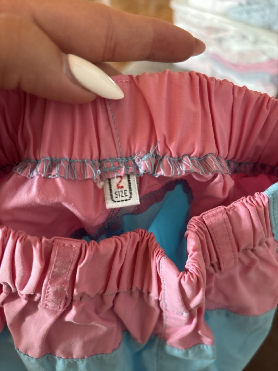 Pantalons: Mädchen Hose hellblau rosa – D'occasion à Wald ZH par Kitty_pink123 2