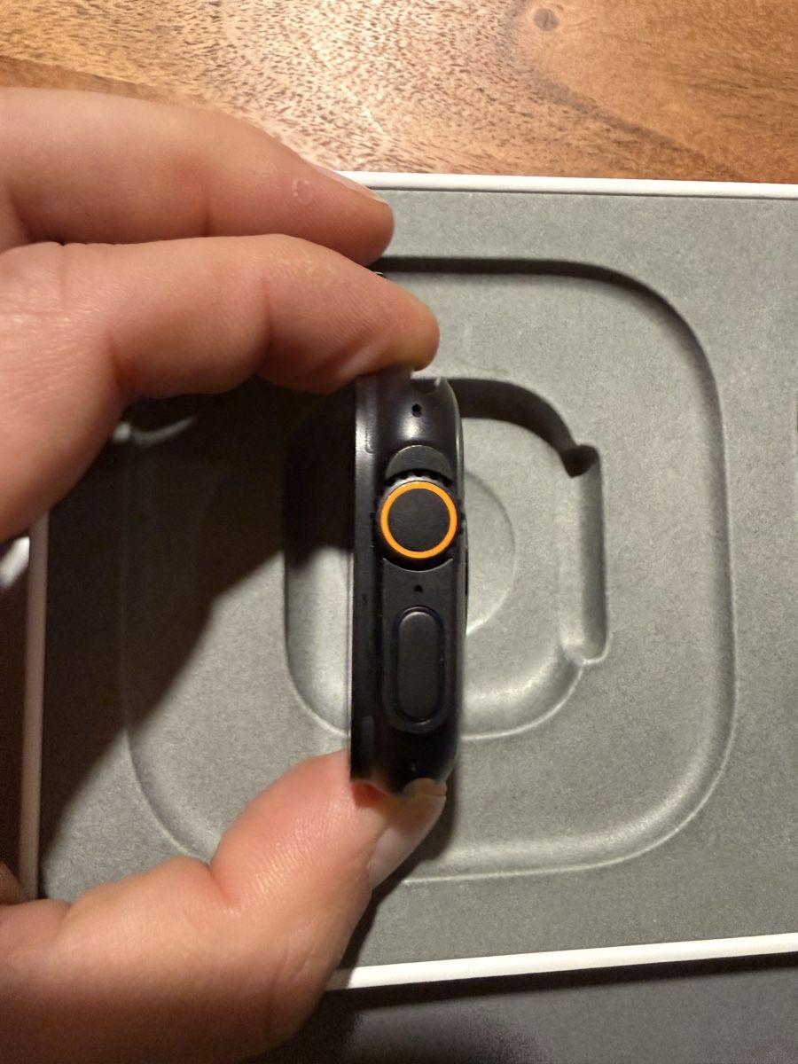 Apple Smartwatch: Apple Watch Ultra 2 Milanese loop S – Neu (gemäss Beschreibung) aus Winterthur von djt_8w2x 4
