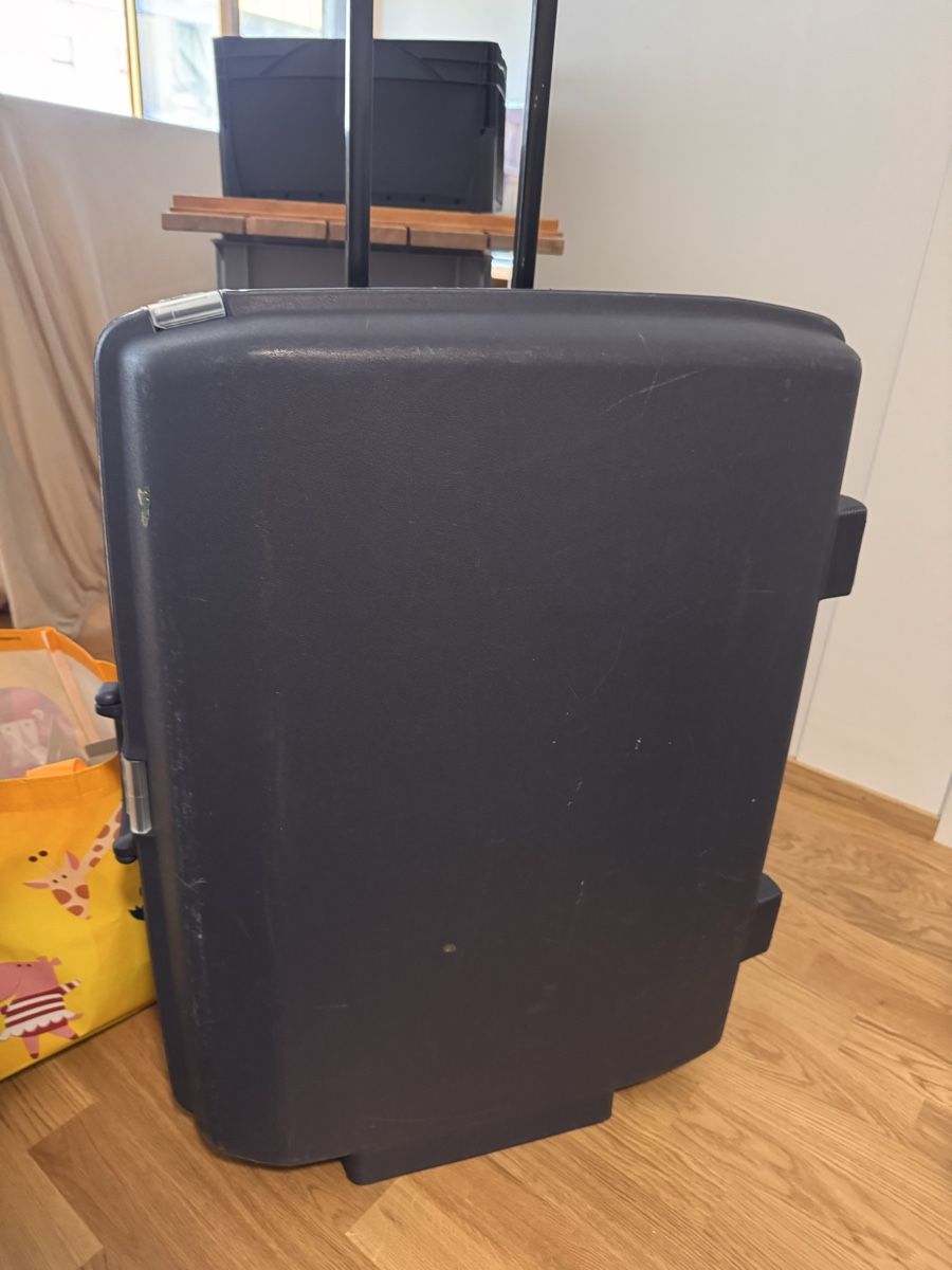 Valigie: Zwei Hartschalenkoffer gebraucht – Usato da Winterthur venduto da Sabrina91 3