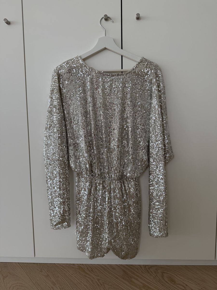 Maje Tute: *maje* Glitzer Jumpsuit – Nuovo (secondo la descrizione) da Horgen venduto da Christina93Jolina 1