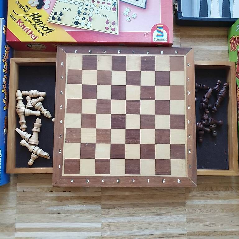 Giochi: SPIELESAMMLUNG – Usato da Urnäsch venduto da Nakamotix 2