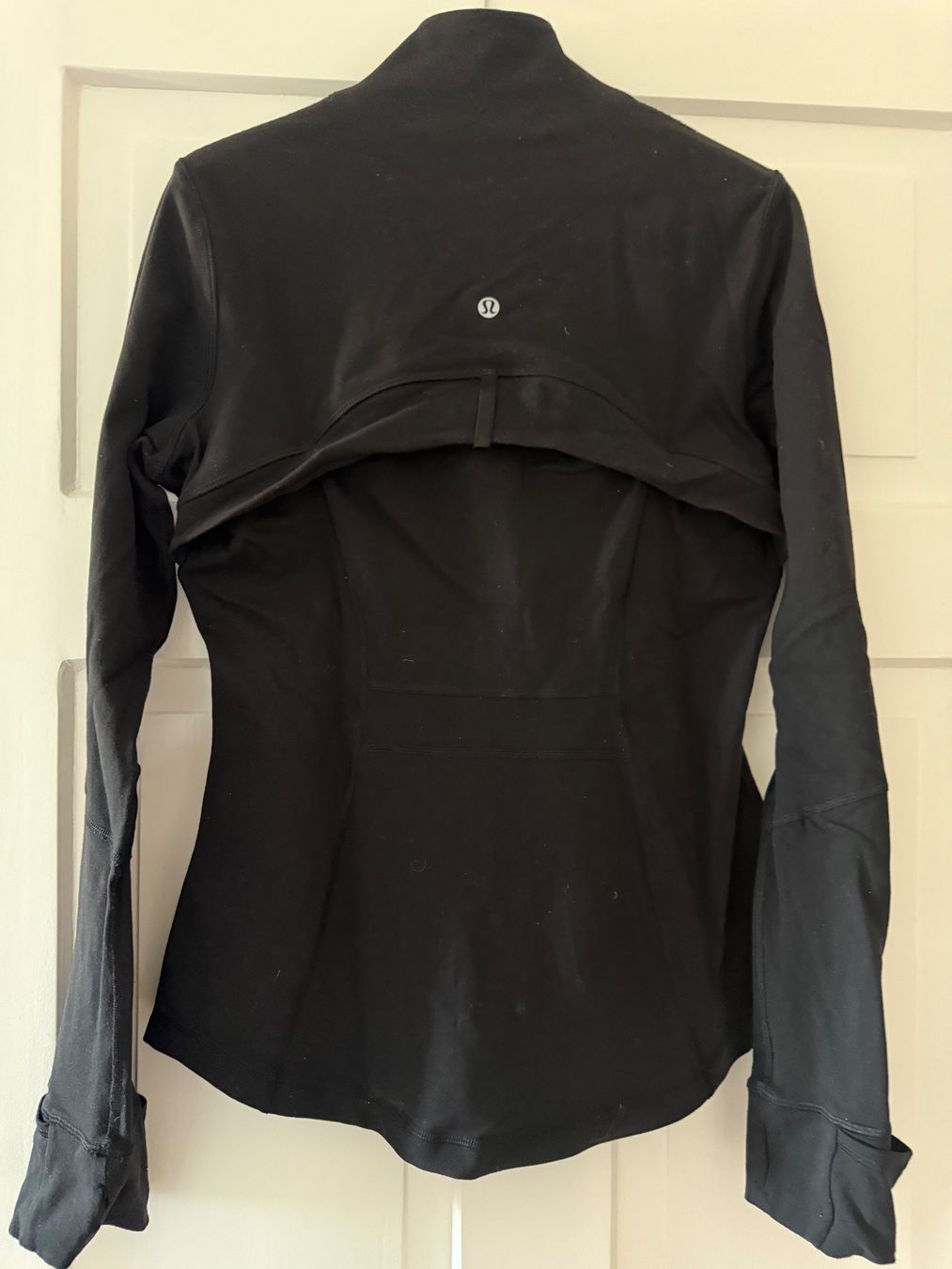 Lululemon Vestes: Damen Jacke Lululemon schwarz Grösse M – D'occasion à Horgen par tsp_qr5b 1