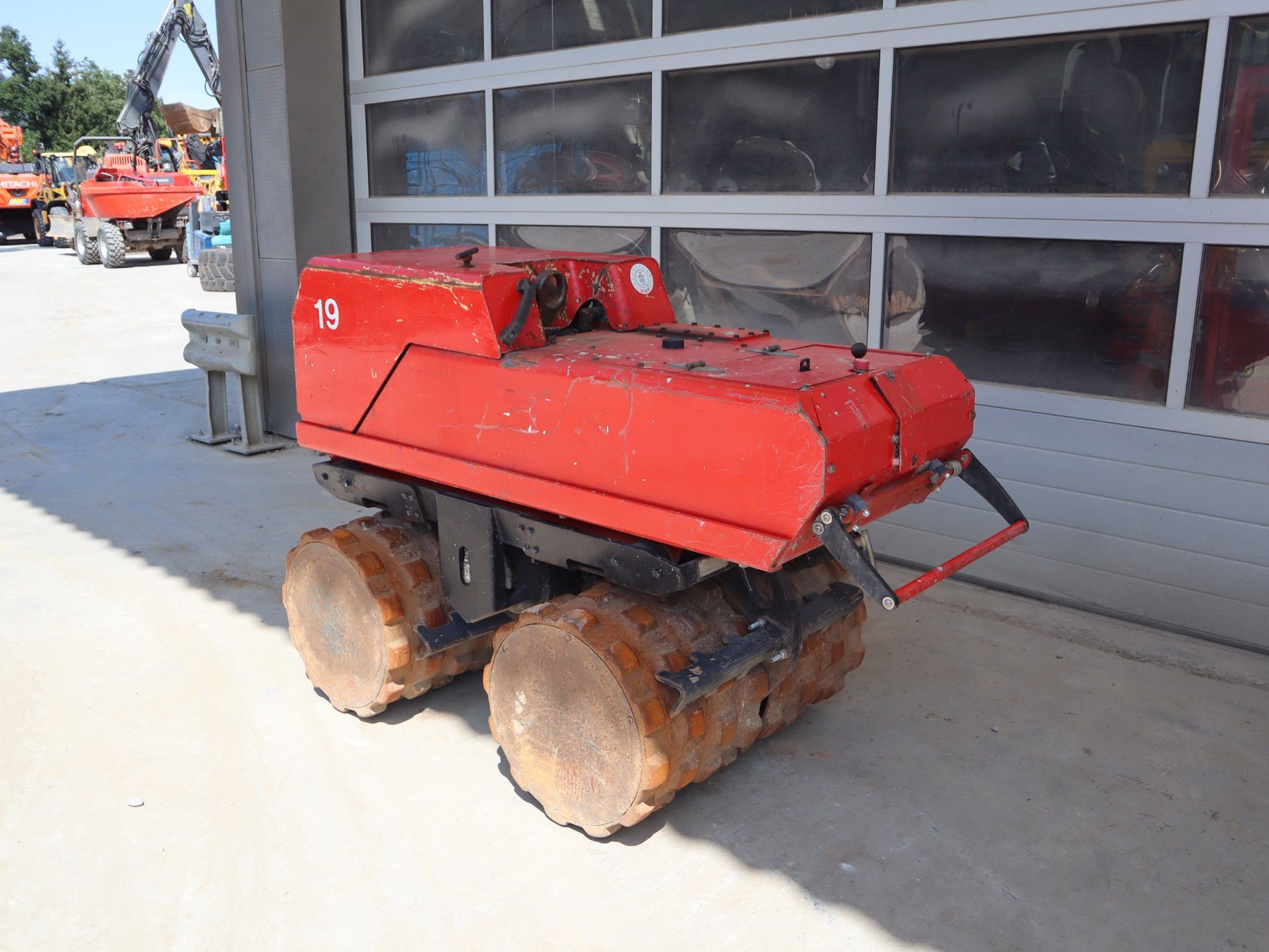 Tutte le macchine: Dynapac LP 8500 Grabenwalze – Usato da Hasle LU venduto da Arag08 4