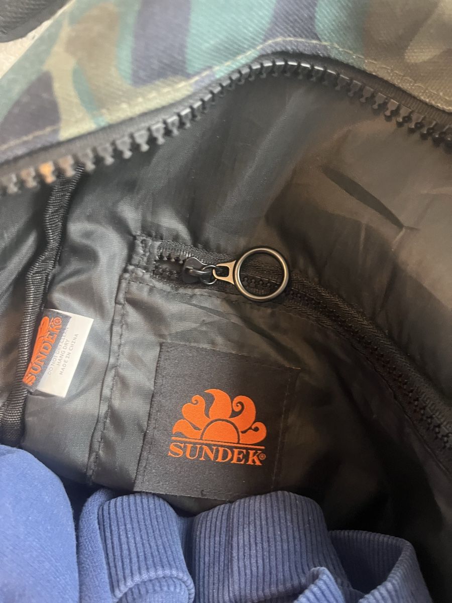 Zaini: Sundek Rucksack im Camouflage-Look – Nuovo (secondo la descrizione) da Kerzers venduto da del13 4