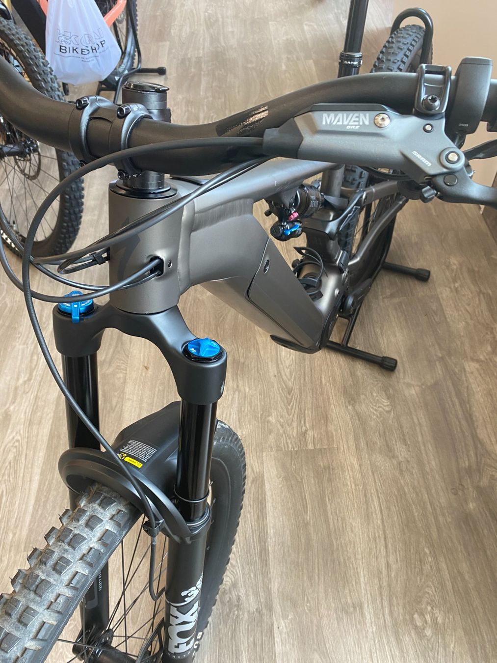 Specialized Velos: Specialized Levo Comp Alloy G4 mit 750km – Gebraucht aus Lüchingen von bsk-graf-bikeshop 2