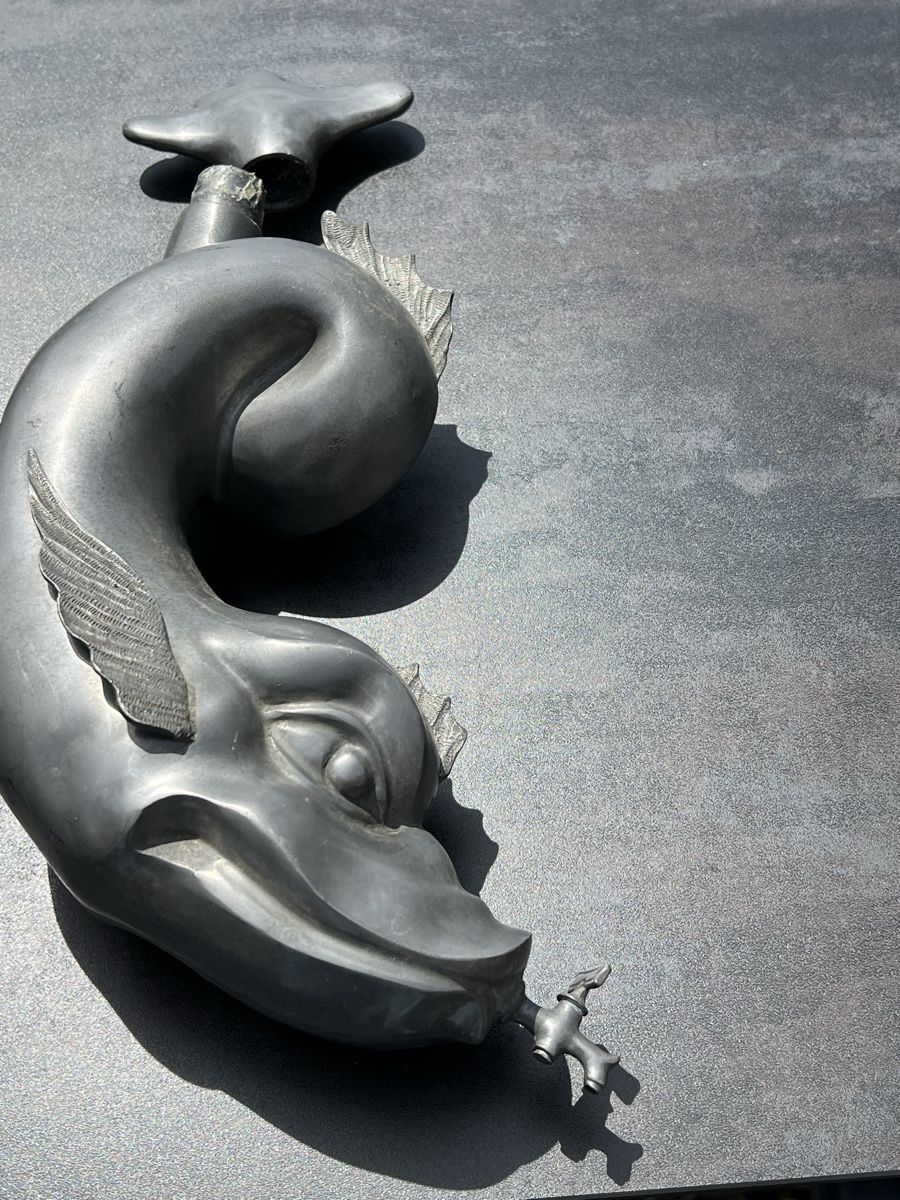 Statuette: Delfinfigur antikes Waschbecken mit Schale – Usato da Günsberg venduto da MorningEgg22