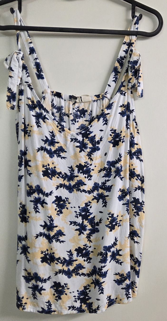 Roxy Top: Roxy Sommer Top, Gr. S, Blumenmuster, neuwertig! – Usato da Ettingen venduto da ssc_dsr2