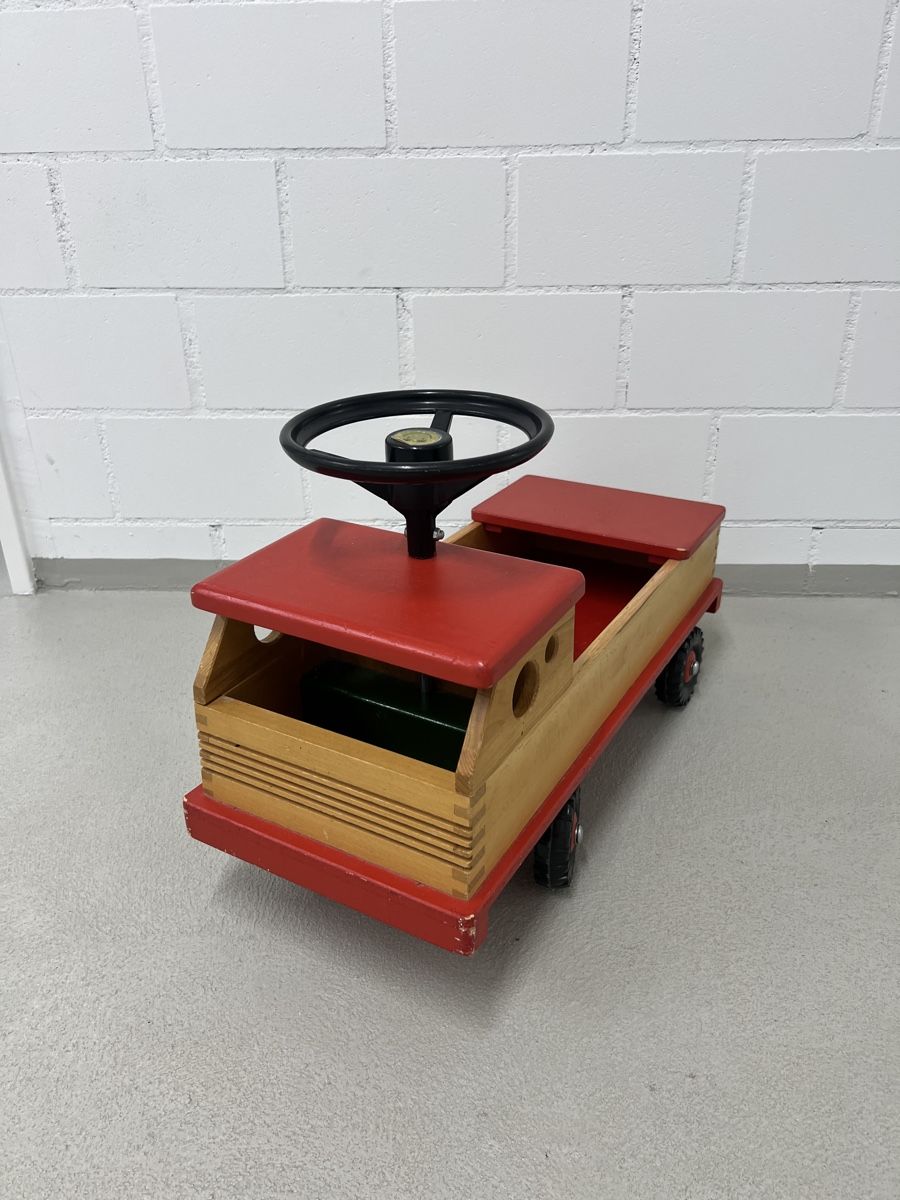 Giocattoli: Lastwagen aus Holz – Usato da Teufen AR venduto da Fabe 1