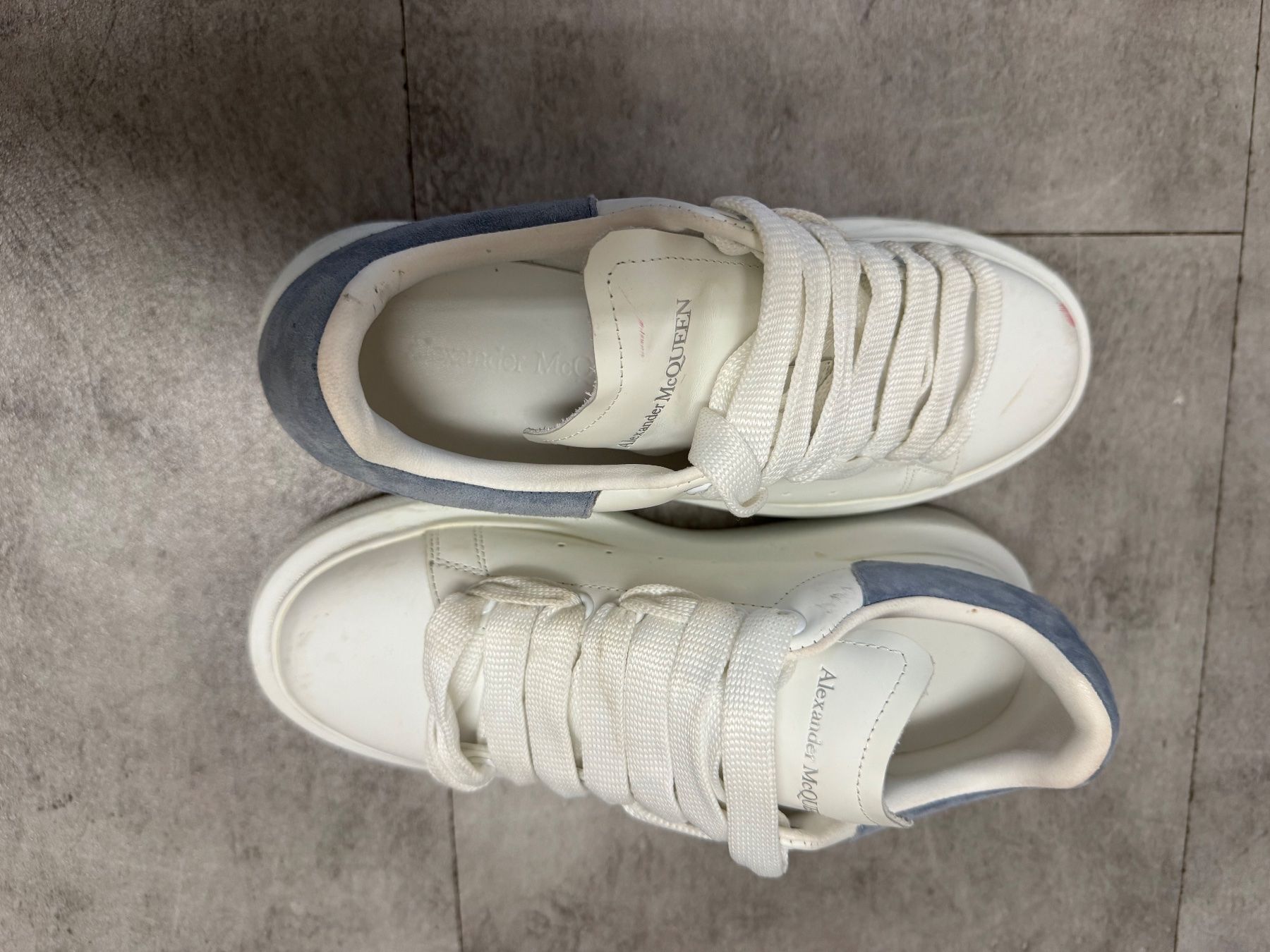 Alexander Mcqueen Scarpe da donna: Alexander McQueen baskets blanches bleu taille 36 – Usato da Cologny venduto da lil_bpv9 3