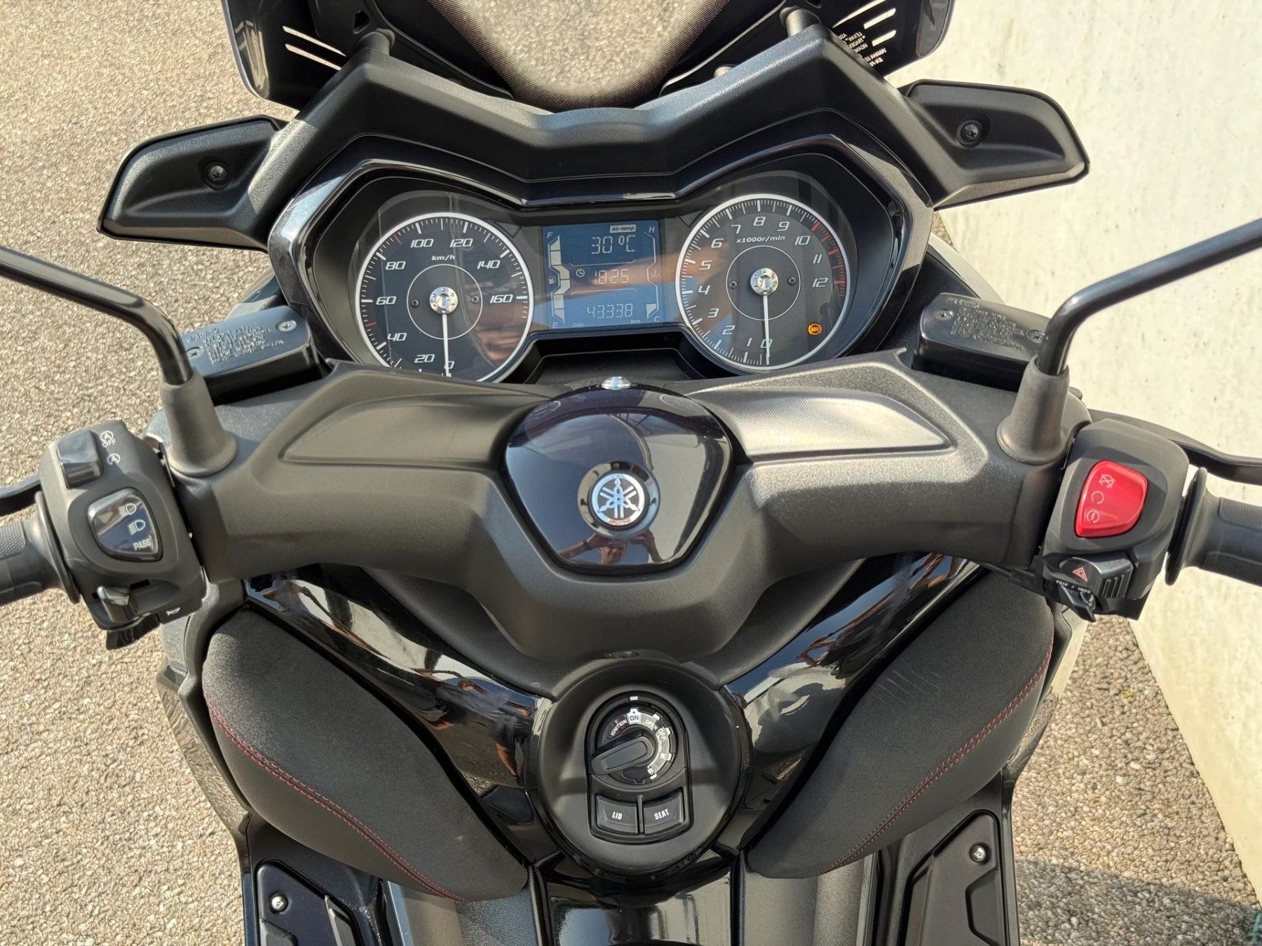 Yamaha Scooter: Yamaha X-MAX 125 2021 TechMax (poss. collaudo alla consegna) – Usato da Bosco Luganese venduto da frankhmila 1
